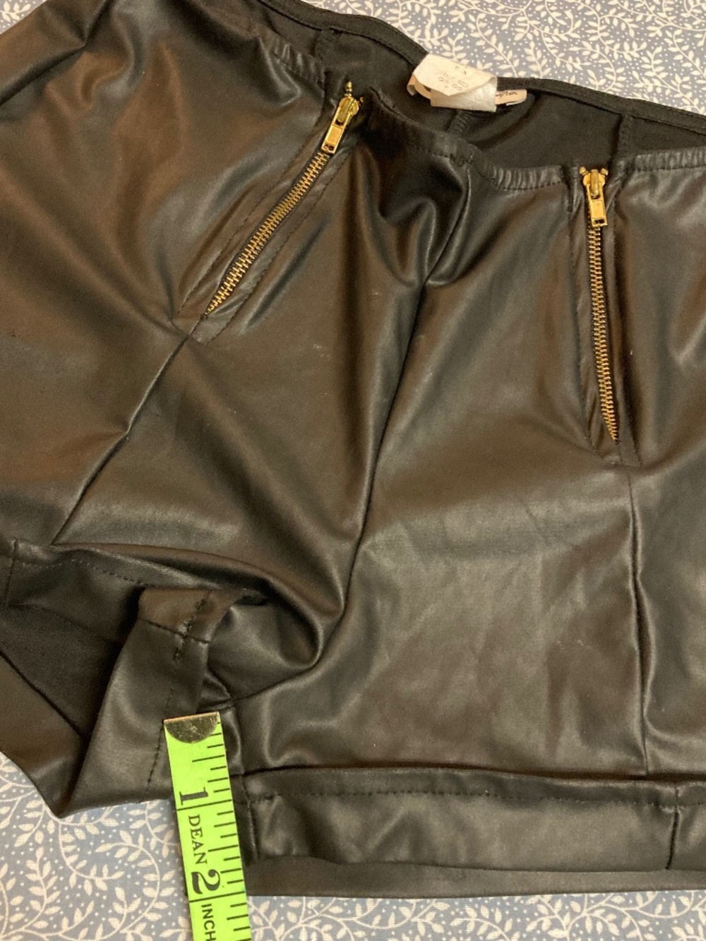 Faux Leather Hot Pants Short Shorts Black Size Small - Picture 7 of 11